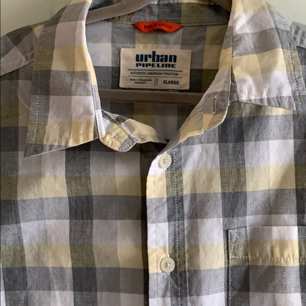 Boy’s button down short sleeve Shirt